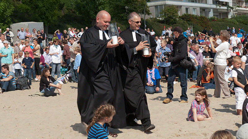 Tauffest "Segen im Fluss" 2011 © Bernd Jonkmans